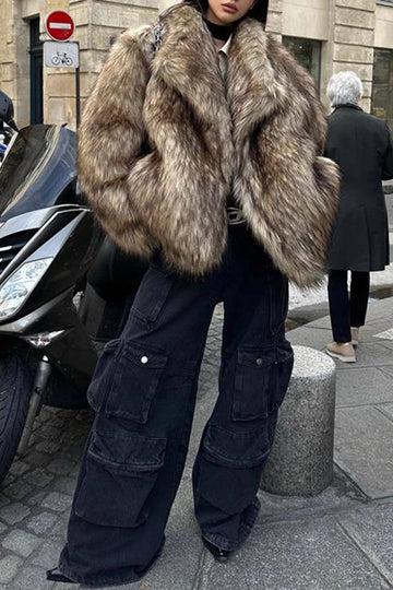 Brun fluffy fuskepels langermet åpen front kort frakk